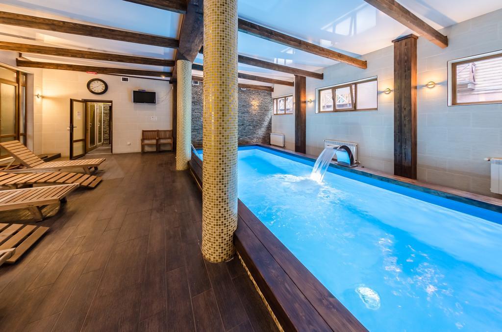 Zimasnow Ski & Spa Club Hotel Bukovel Exterior photo